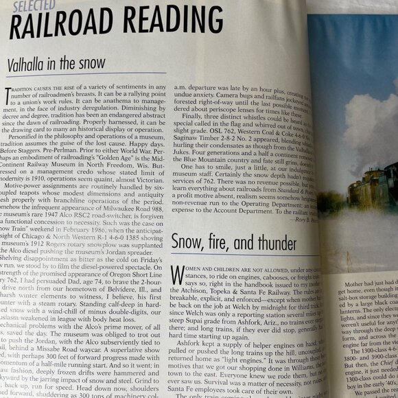 Trains Magazine December 2000 Vol 60 no 12 Railroad Enthusiast Book u Holiday Is - Picture 12 of 13